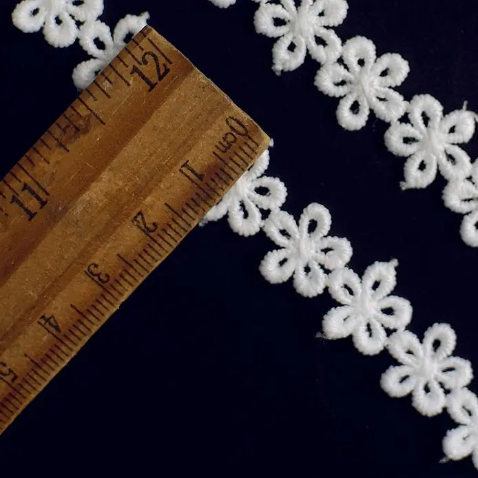 1.4CM Wide White Black Small Flowers Water Soluble Cotton Lace Collar Trim Exquisite Hollow Out Embroidery Ribbon Sewing Decor