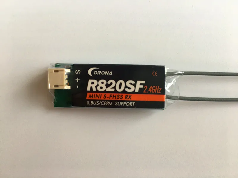 CORONA R820SF 2.4GHz S-FHSS/FHSS Sbus Receiver RX Compatible T4YF T6J T6K T8J T10J 12FG T14SG T18MZ Mini Micro FPV RC Drone