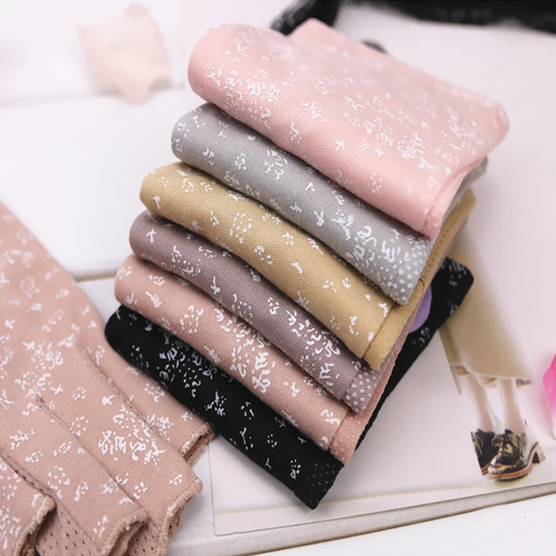 Women Summer Thin Cotton Printing Fingerless Cycling Non-slip Breathable Sunscreen Driving Gloves