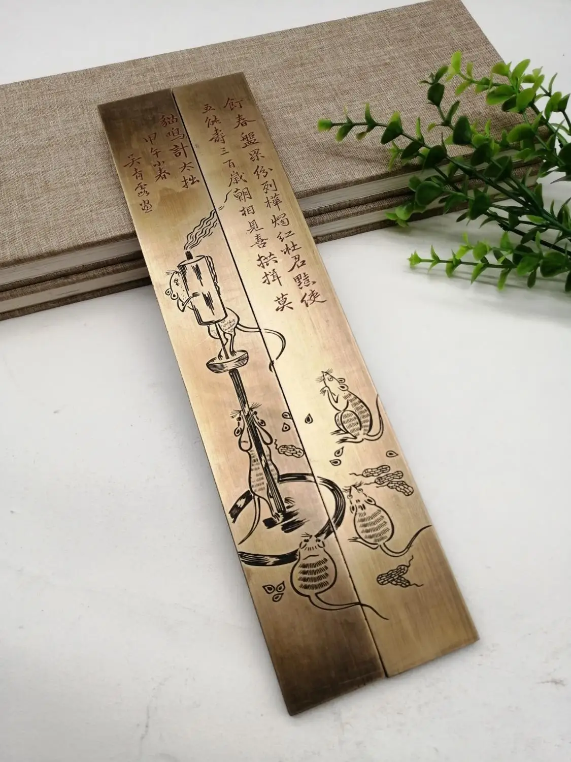 

China painting calligraphy auxiliary tool make paper smooth metal crafts Paperweight-Mice steal lamp oil-Paper weight home decor