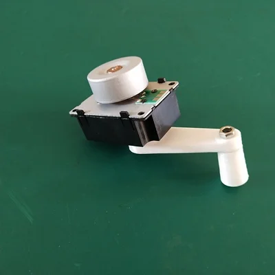 

Micro Hand Crank Generator Three-phase Permanent Magnet Brushless Generator Outer Rotor