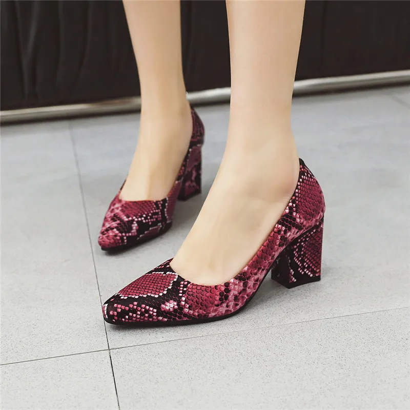 

YQBTDL Spring Summer 2024 Concise Daily Vintage Ladies Heels Snake Print Red Blue Women Block High Heel Shoes Womens Pumps 34-45