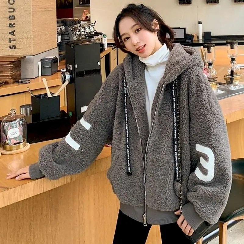 2024 New Winter Lambs Wool Hooded Coat Women Loose Hoodie Granular Fleece Plus Velvet Thick Cardigan Jacket Trend Womens Clothes