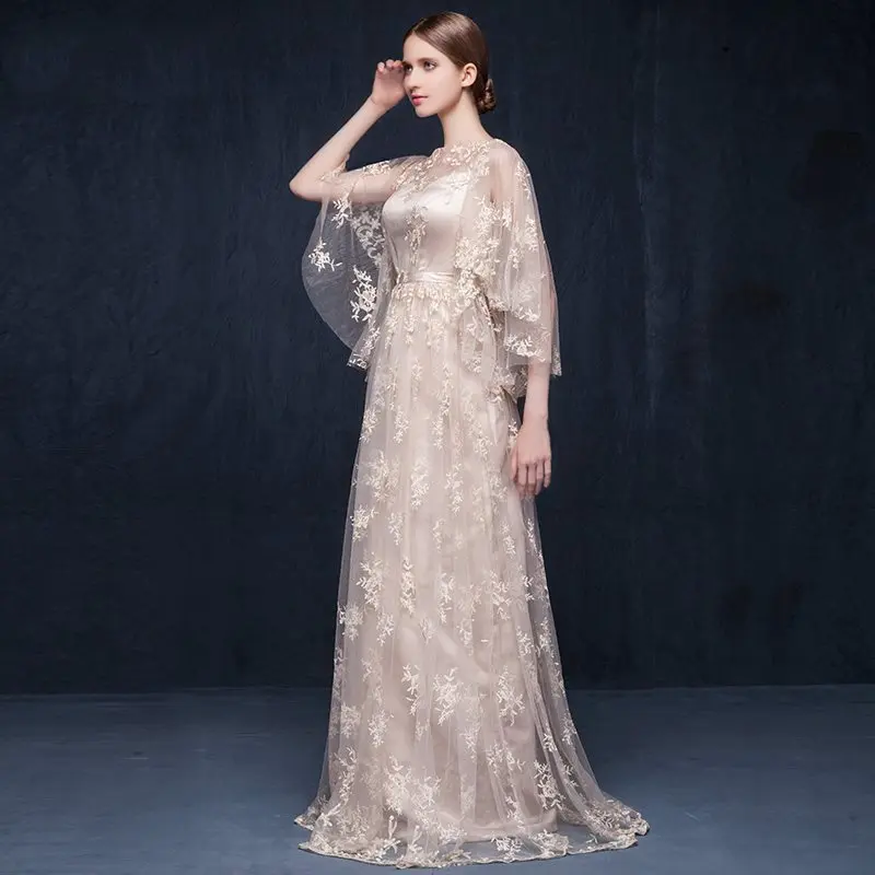 2025 Champagne Bateau Neck Half Sleeve Lace Evening Dresses Arabic Dubai Prom Gowns Party Dress Robe De Soiree Abendkleide