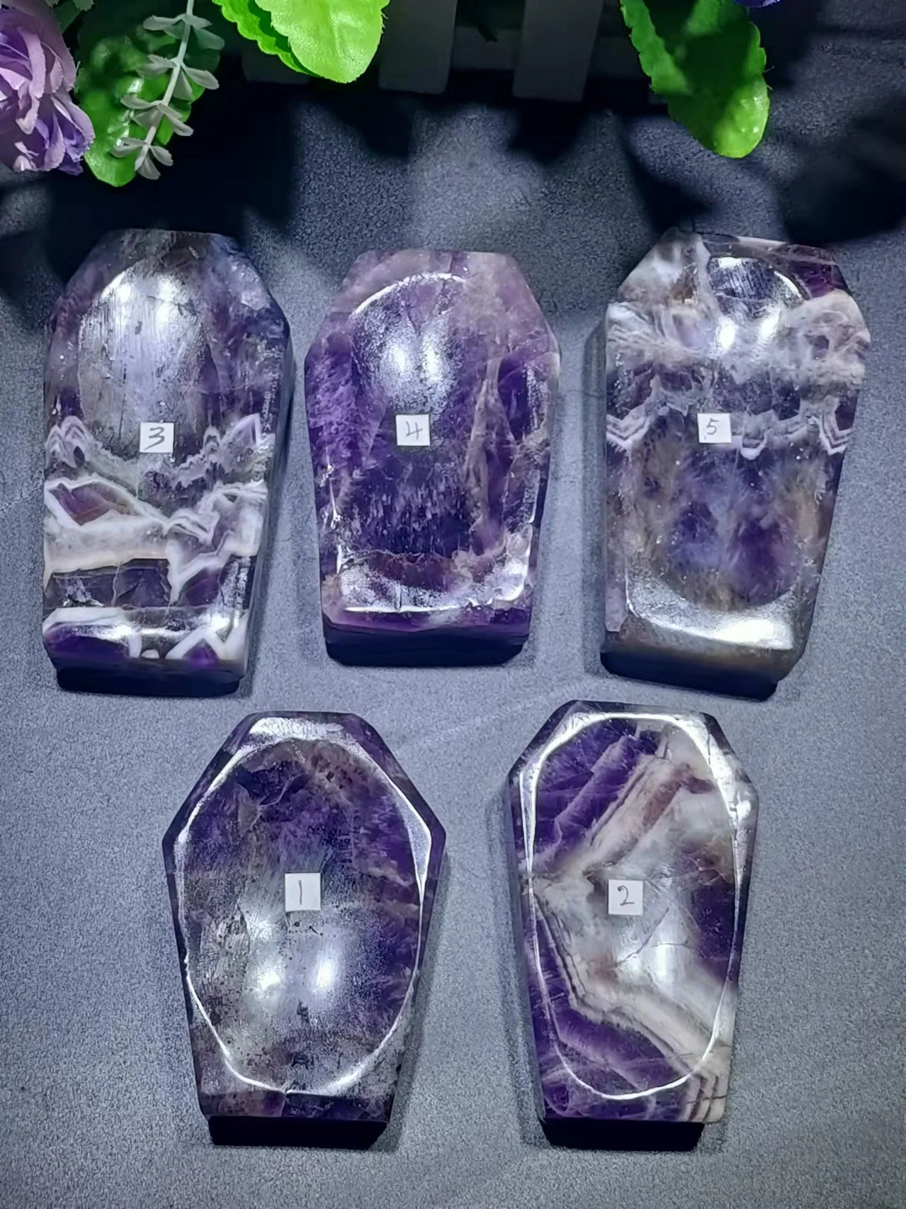 

Natural raw materials, handmade, coffin bowl, quartz crystal Reiki, dreamlike amethyst energy carving, home decoration treatment