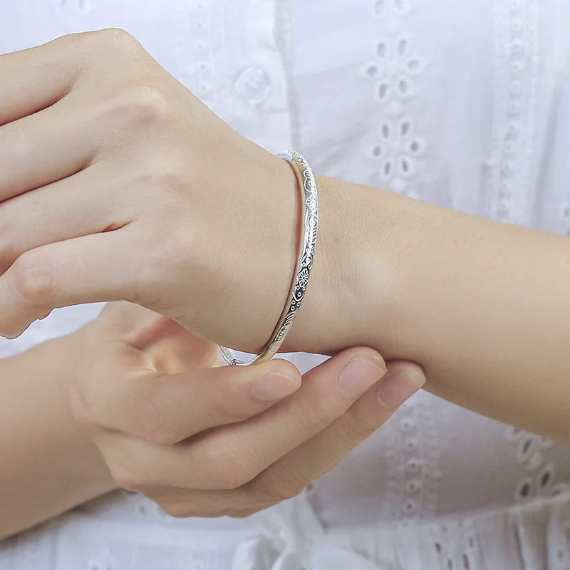 

Популярные браслеты из стерлингового серебра 925 пробы для женщин, женские однотонные браслеты пуш-пул, ювелирные изделия с принтом снежинок, подарок