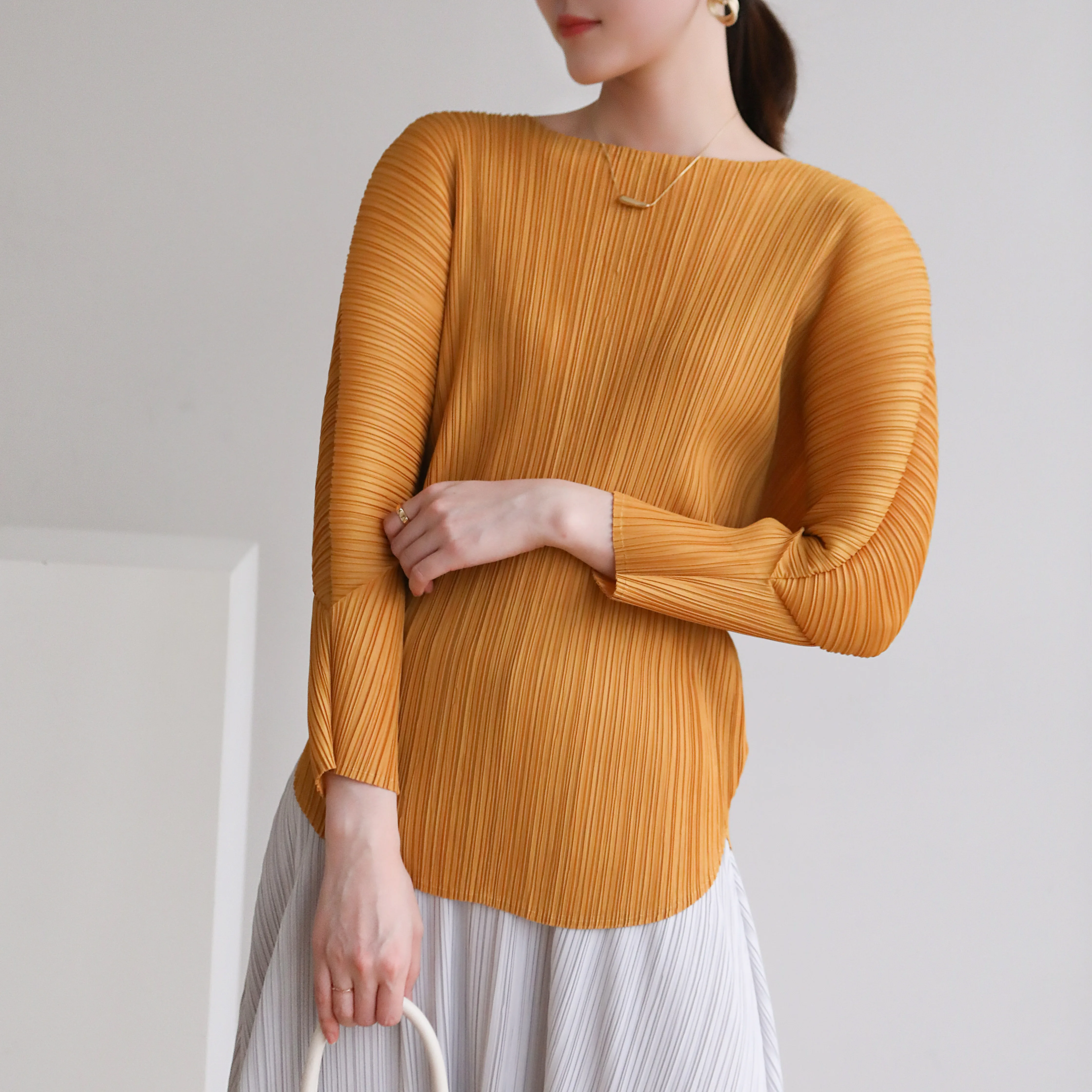 Autumn spring Miyake pleated fashion women's dress slimming long sleeve bubble sleeve T-shirt