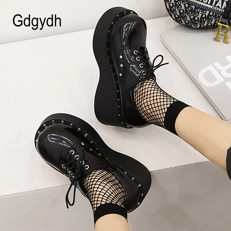 Gdgydh Punk Style Shoes Woman Platform Heel Metal Rivet Dark Bat Fashion Trendy Women Pumps Wedge Bottom Burgundy School Student