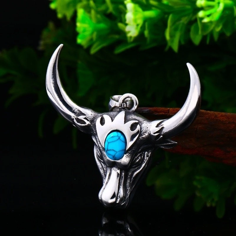 Retro Punk Nordic Bull Head Pendant Necklace for Men Classic Animal Personality Jewelry