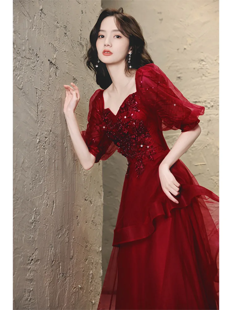 

Woman Burgundy French Square Neck Evening Dress Bride Short Puffy Sleeve A-Line Appliques Beading Party Gown Toast Clothing