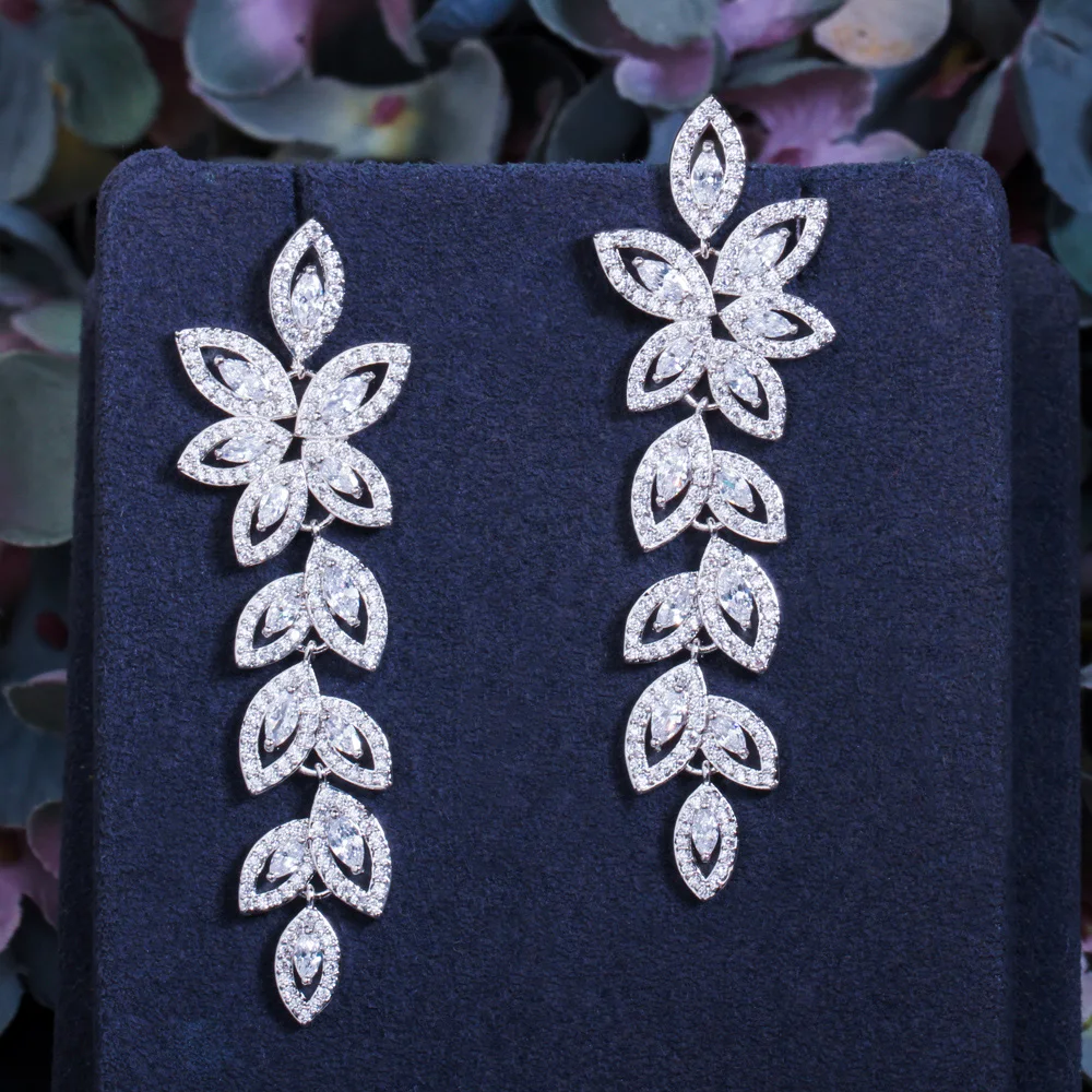 CWWZircons Polen Marquise CZ Cluster Hängeohrringe mit Blumen- und Blättermotiv für Damen, Hochzeit, Bankett, Schmuck Großhandel E0617 – Detail 6