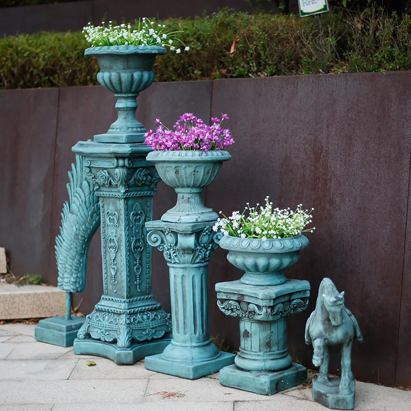 European Retro Distressed Flowerpots Goblet Vases Roman Column Cement Ornaments Outdoor Garden Park Courtyard Sculpture Crafts