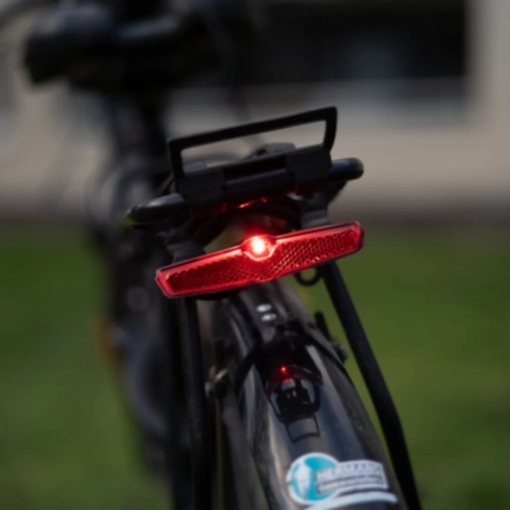 Linkbest-Cycling LED Tail Light, Bike Rear Light, Safety Compact with Reflector, Super Bright Flash for Scooter Hub Dynamo