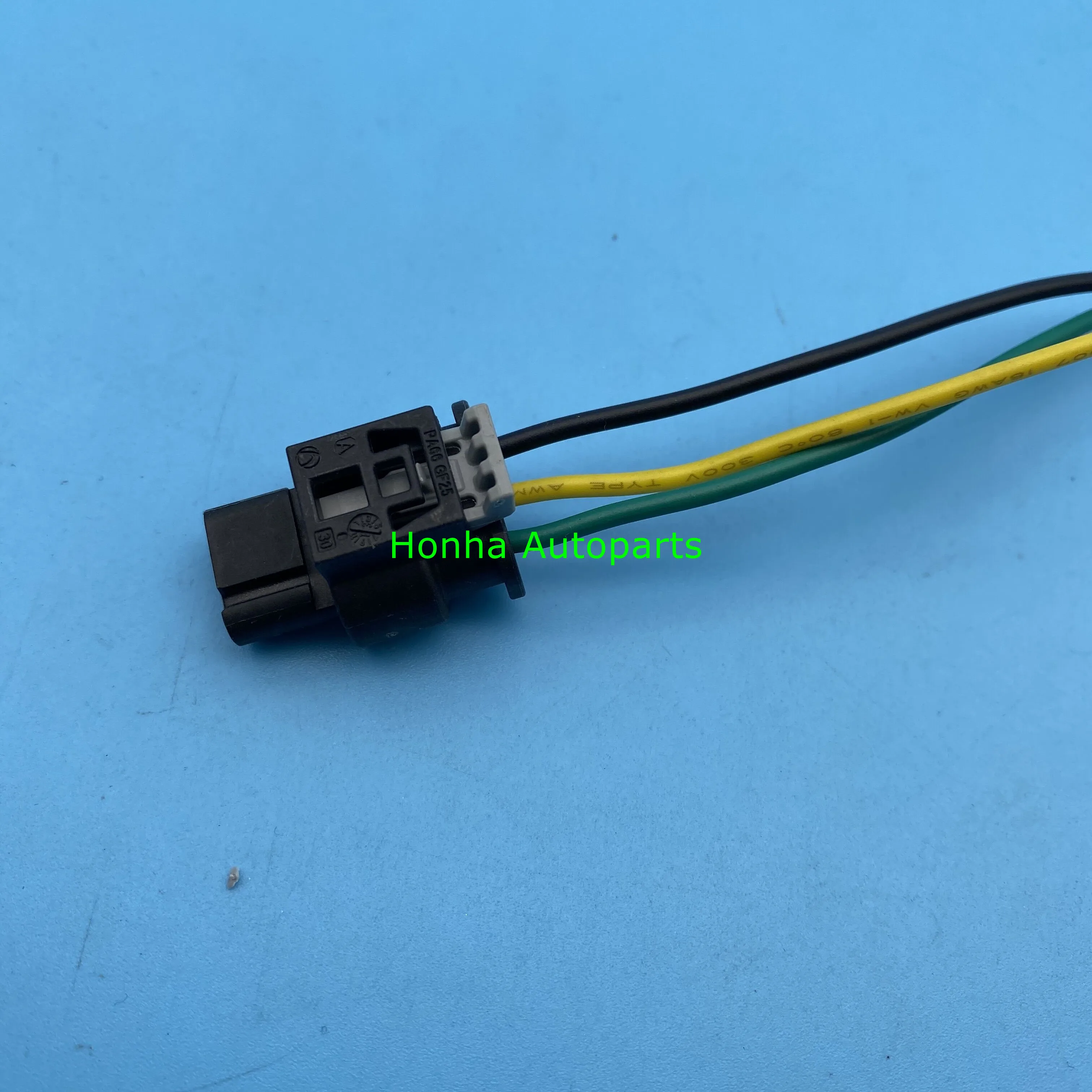 

Free shipping A0225452426 3 Pin female waterproof connector wire Harness with 15cm 20AWG wire