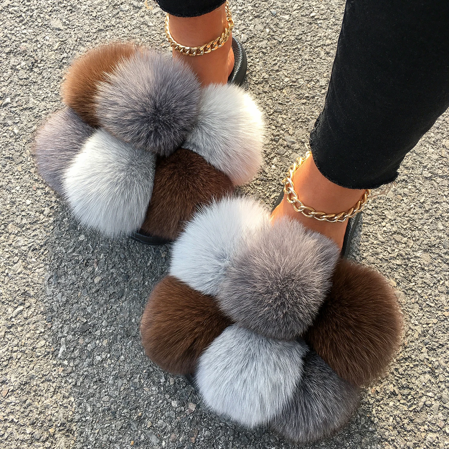 Real Fox Raccoon Fur Slippers Pom Pom Fur Slides Fluffy Flip Flops Plush Fur Ball Slippers Flat Beach Sandals Women House Shoes