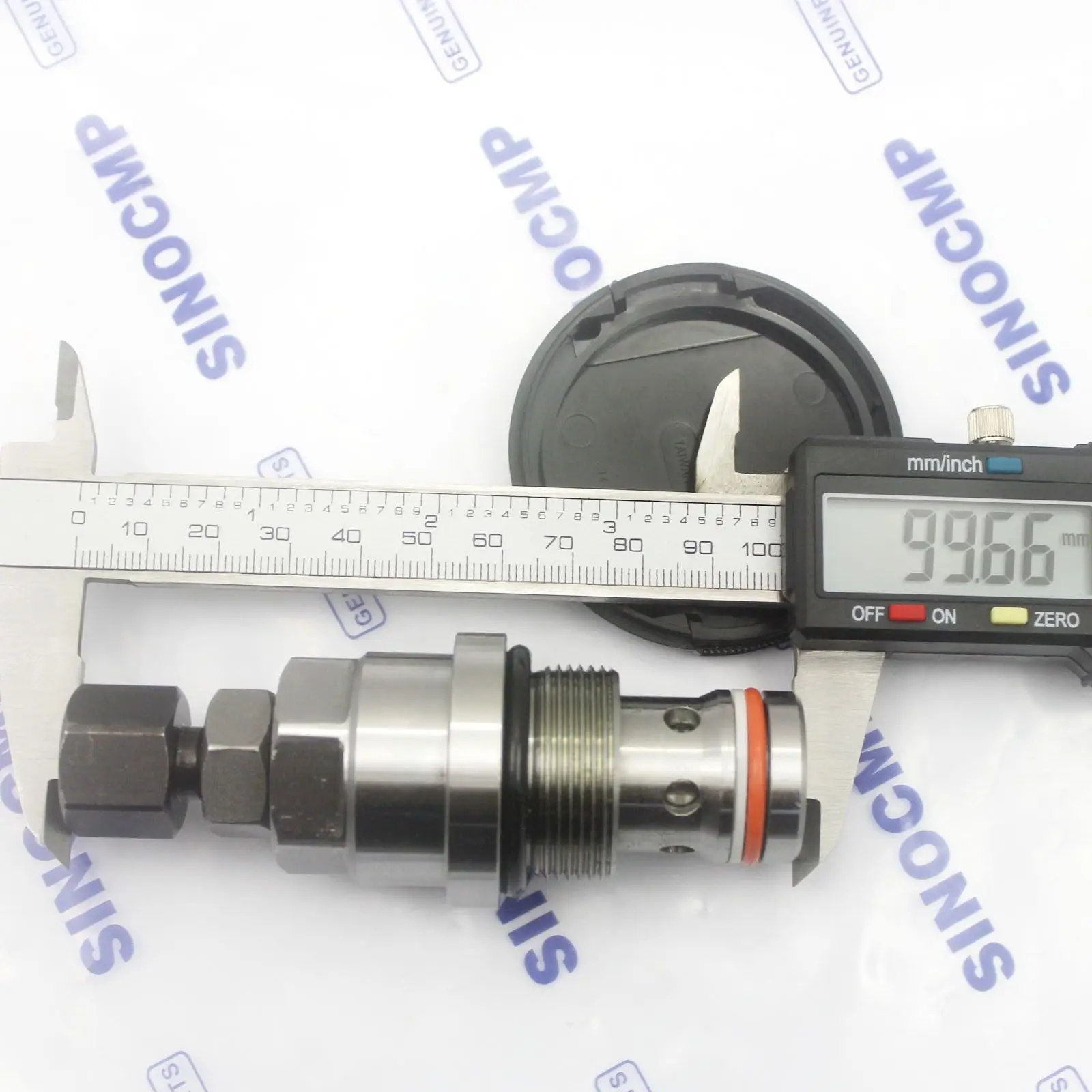 Main Pressure Relief Valve for Hitachi Excavator EX120-2 EX120-3 EX130-5 4372683  