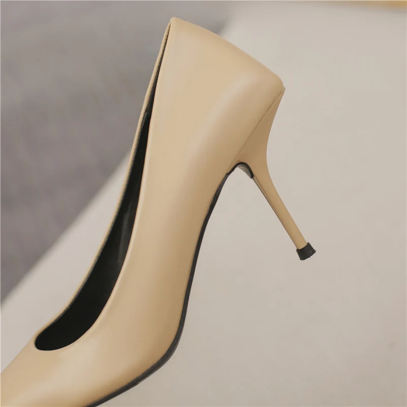 2023 Luxury Women 8cm High Heels Pumps Scarpins Office Pumps Lady Designer Green Low Heels Prom Fetish Party Peach Sexy Shoes