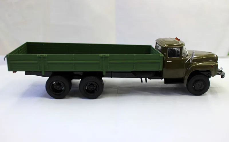 Camion URSS pour cadeau de collection, nouveaux modèles à l\'échelle, camion EAC URAL ZCanon 133dean A, kaki 1:43