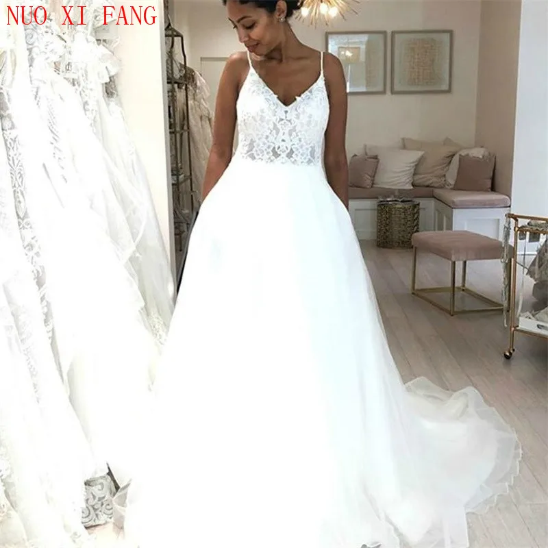 African Sexy Lace Appliques Plus Size White Wedding Dress 2022 Spaghetti Straps Tulle Boho A-line Wedding Gowns With Button