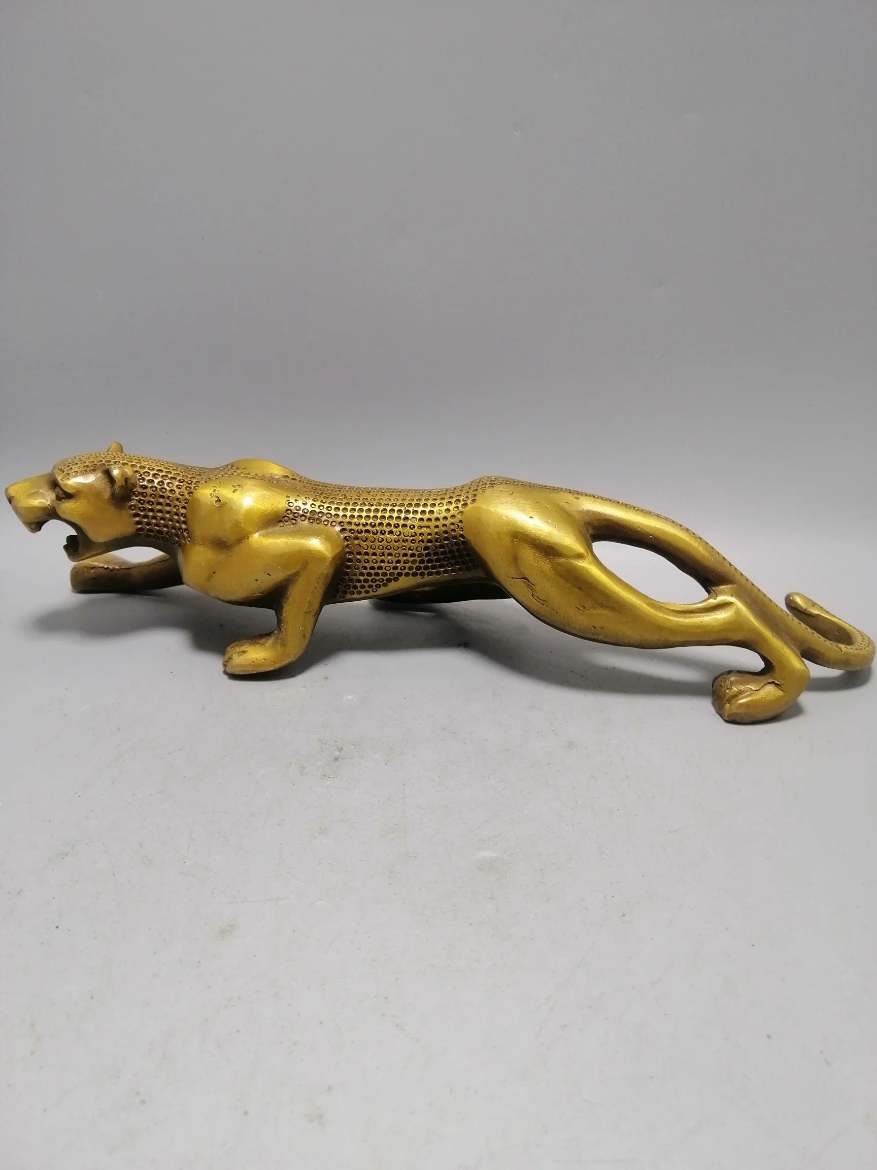 

China antique sculpture Brass leopard Statue Old Bass animal Statu