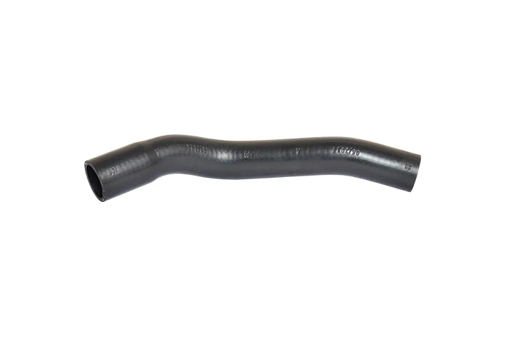 RADIATOR LOWER HOSE MN135915