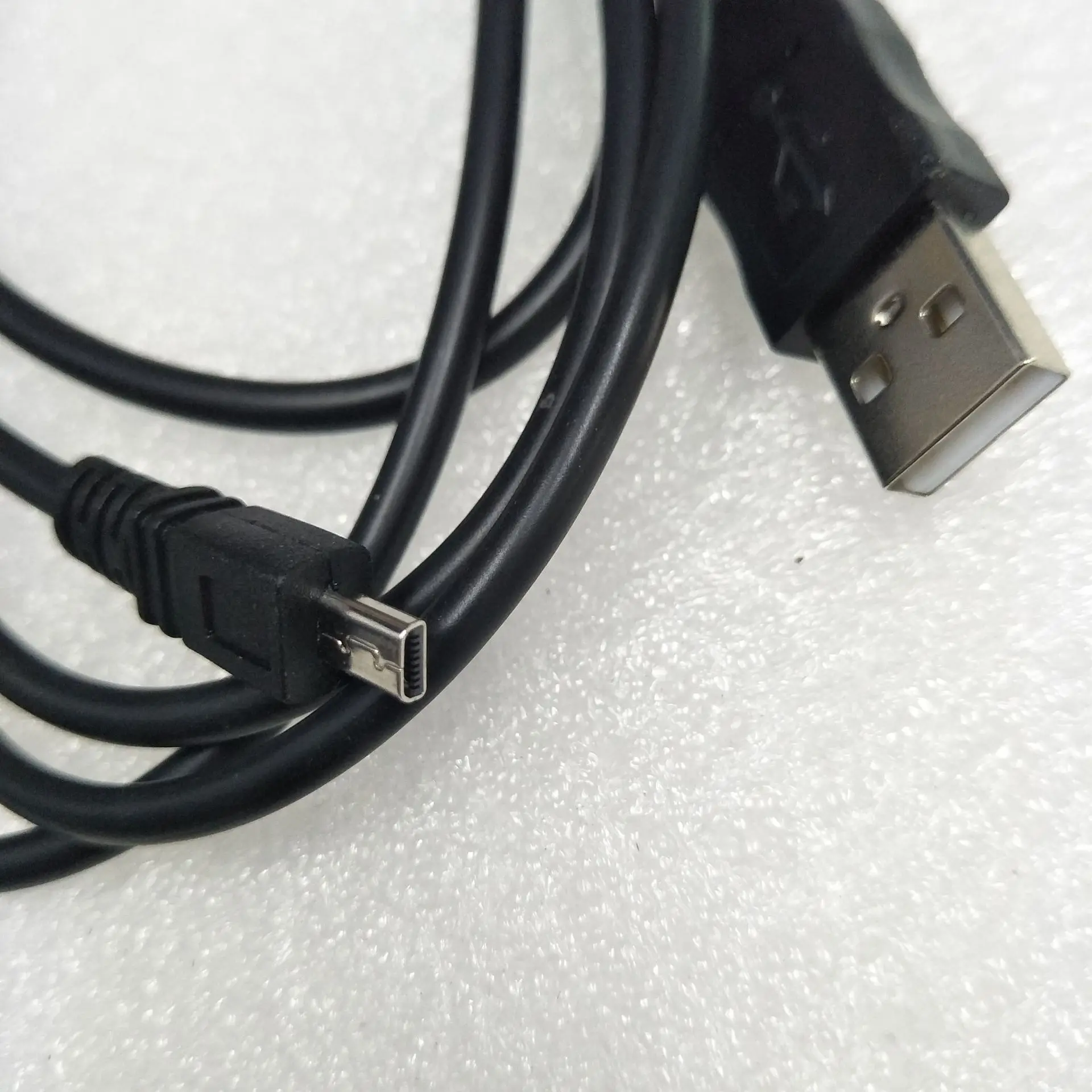 Kabel do transmisji danych Mini USB UC-E6 UC-E16 UC-E17 UC E6 E16 E17 8-pinowy do NIKON Coolpix D750 D5300 D5200 D5100 D3300 S9500 L30 L310