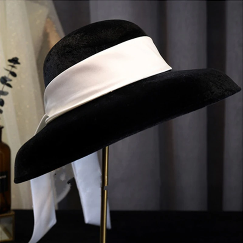 Cappelli da sposa Vintage nastro di velluto nero cappello a cilindro stile Hepburn cappelli da sposa eleganti da donna accessori da sposa copricapo da sposa