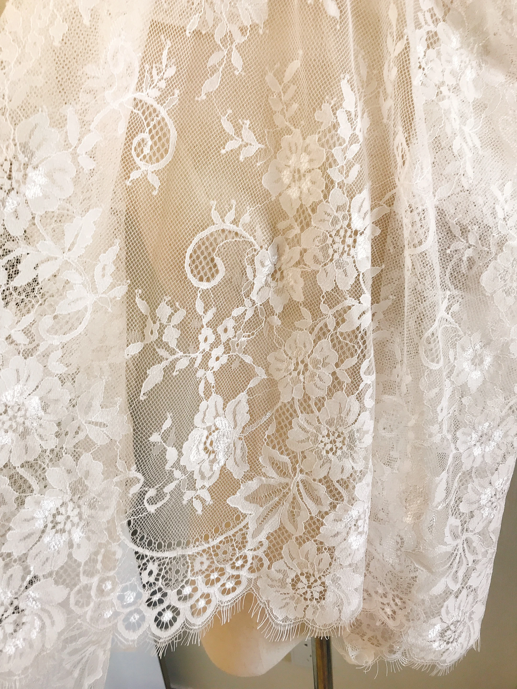 3 yard Chantilly Lace Wedding Dress Fabric Soft White Scallops Lace for Bridal Boho, Veils, Formal dress