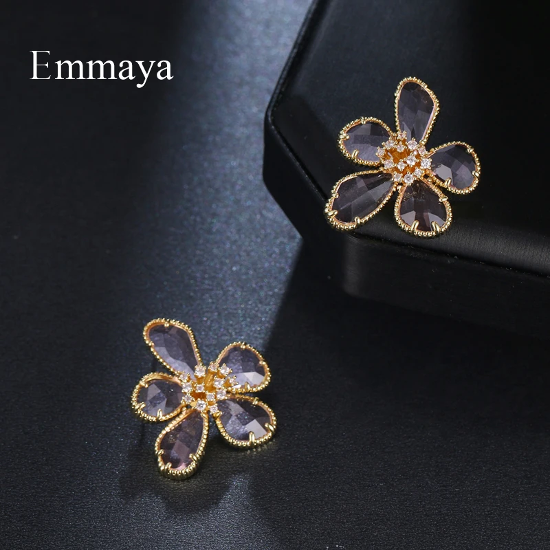 Emmaya Female Fashion Flower Modelling Earring With Cubic Zircon Muliticolor Choice Elegant Jewelry In Wedding Party