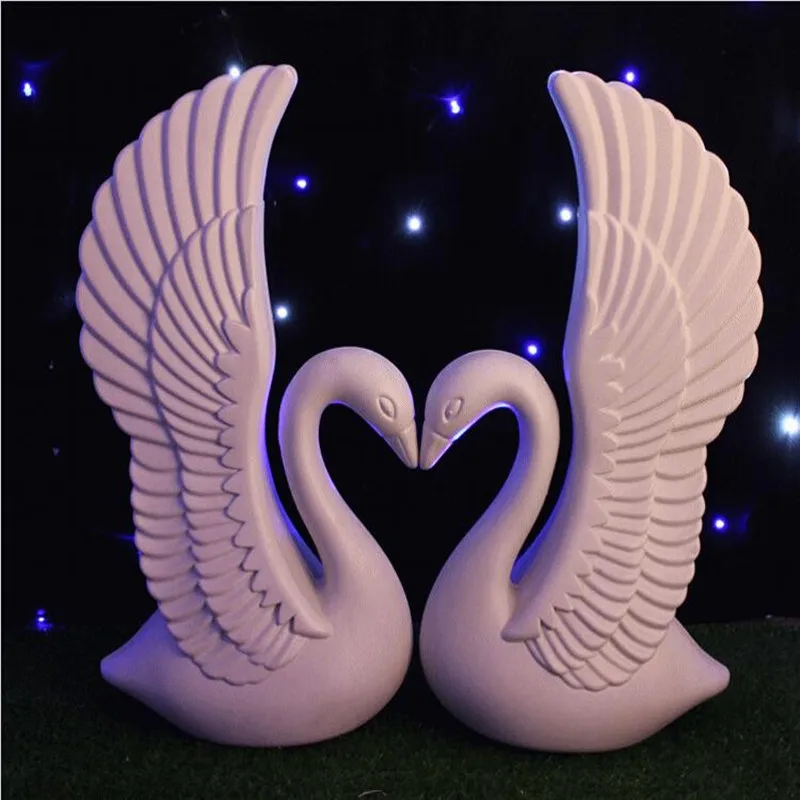 

2Pcs/Lot Romantic White Swan Plastic Roman Column Wedding Welcome Area Decoration Photo Booth Props Supplies Free Shipping