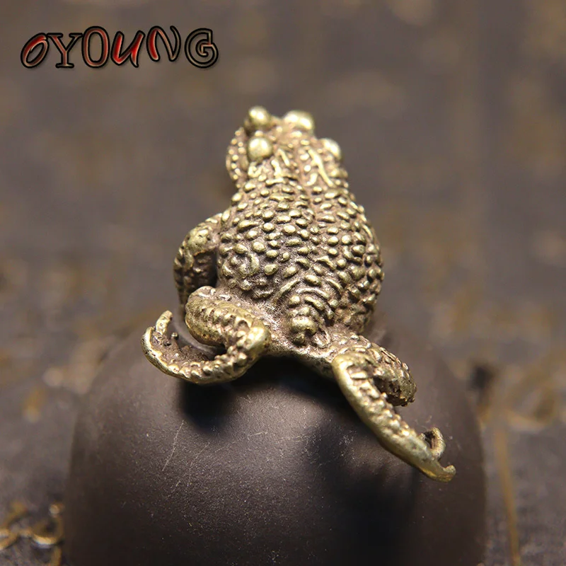 Solid Copper Lucky big Toad Tea Ceremony Small Ornaments Tea Pet Antique Bronze Animal Bufo Figures Miniatures Desk Decoration