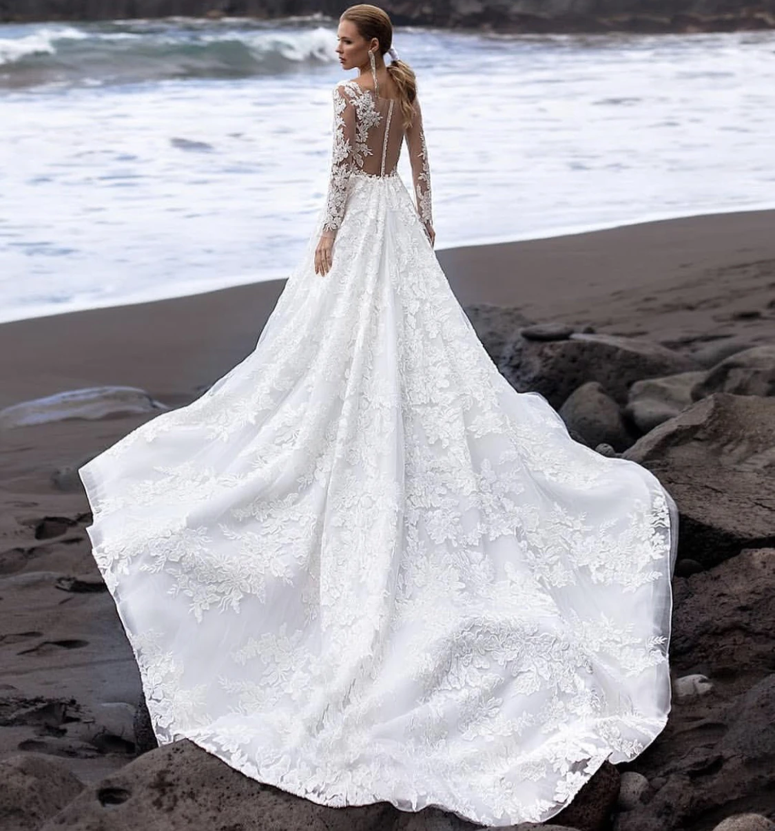 Praia renda vestido de casamento floral a linha mangas compridas até o chão tribunal trem vestido de noiva 2025 plus size noiva vesitdo personalizado