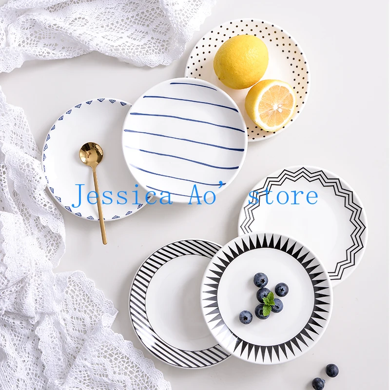 

15cm Cute Dessert Plate Europe Brief Dishes and Plates Sets Bone China Tableware Dish Set Dinner Plates Ceramic Fruit Plate