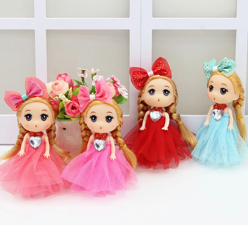 12cm Mini Cute Princess Dolls Little Girl Doll Toys Wedding Dress Doll Keychains Wedding Decoration Pendants Birthday Gifts