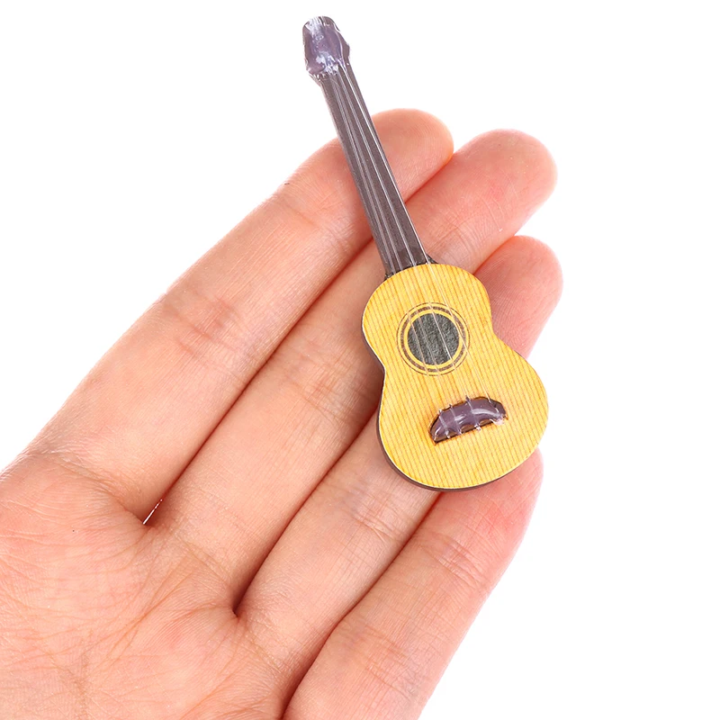 2019 Miniatures Lovely Cute Fairy Garden Gnome Moss Terrarium Decor Crafts Musical Instruments Mini Guitar Doll House