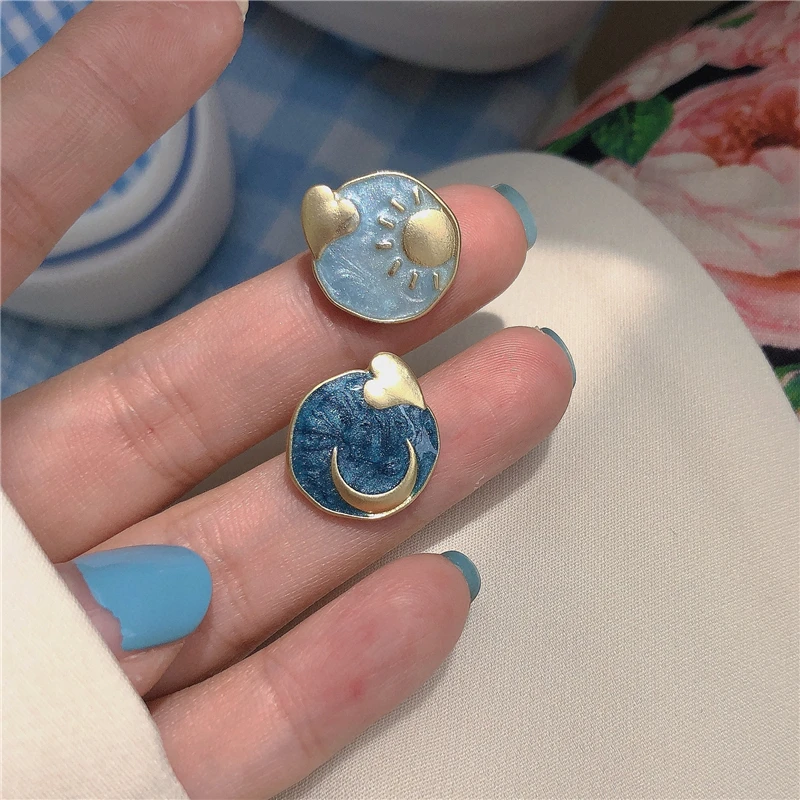 Retro Blue Enamel Sun Moon Earrings Asymmetrical Earring Small Geometric Round Moon Clip on Earrings Without Piercing Women