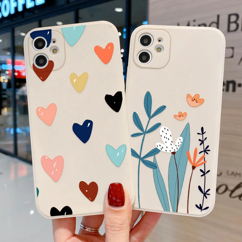 Funda For iPhone 13 12 14 Pro Max Case Heart Flowers Soft Case iPhone 11 Coque iPhone11 12 Mini 8 7 Plus X XS Max XR SE 20 Cover