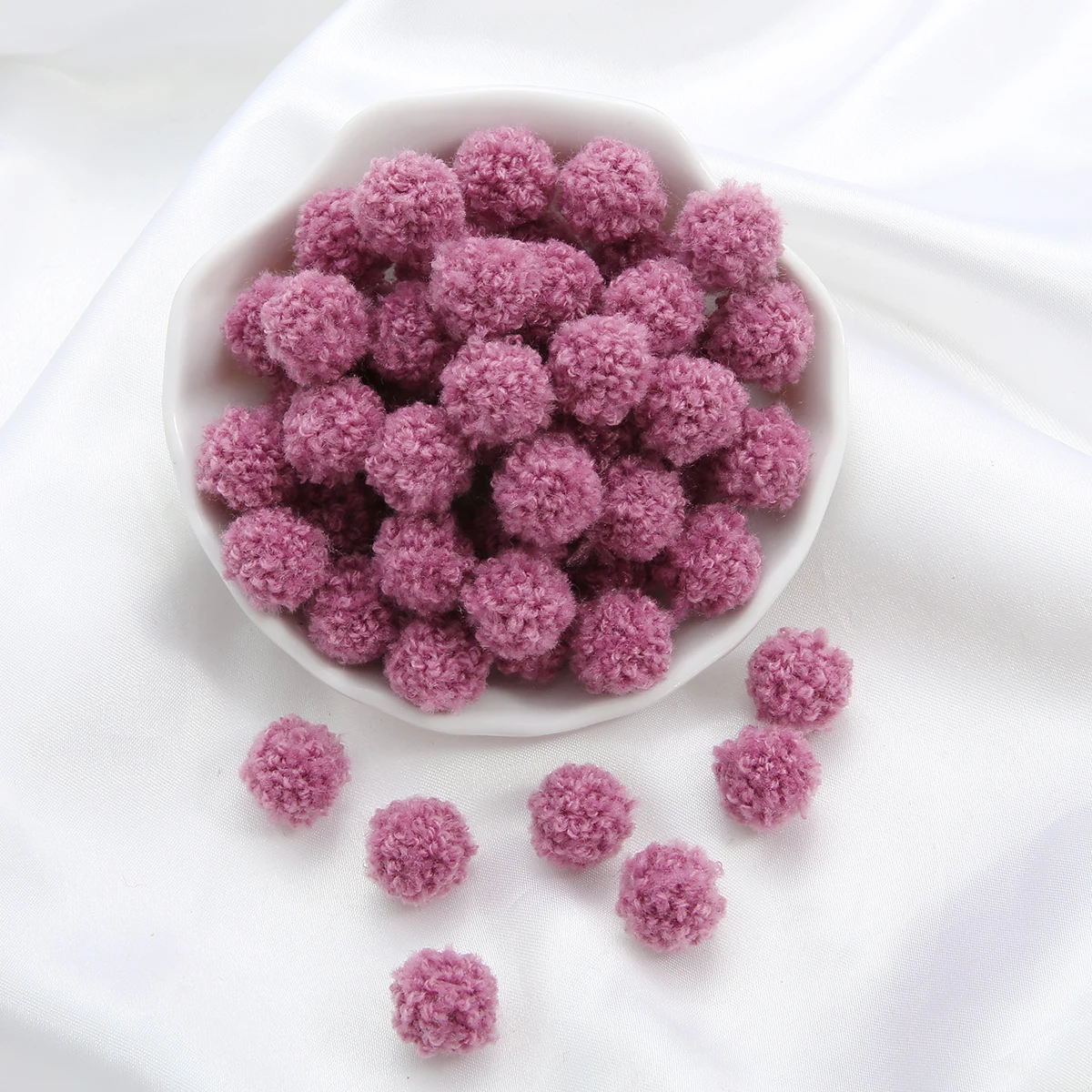 TOAOB 300 Pompons – Blauwe Serie – 10 Tot 30 Mm – 5 Tinten – Met 100 Wiebelogen – Voor DIY, Knutselen, Decoratie En Kinderknutsels