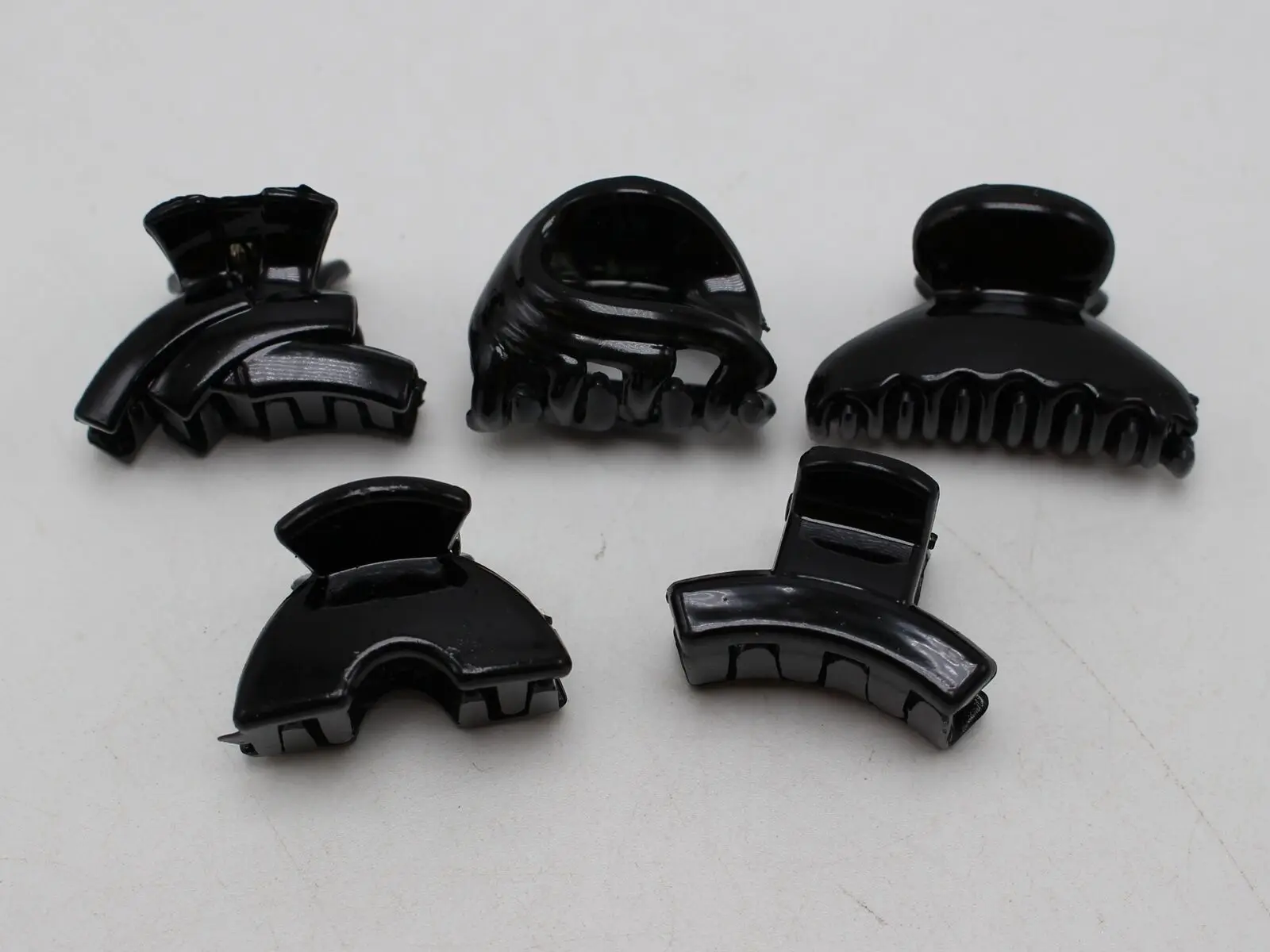10 Assorted Black Plastic Mini Hair Claw Clamp Clips Bangs clips For Women Girls