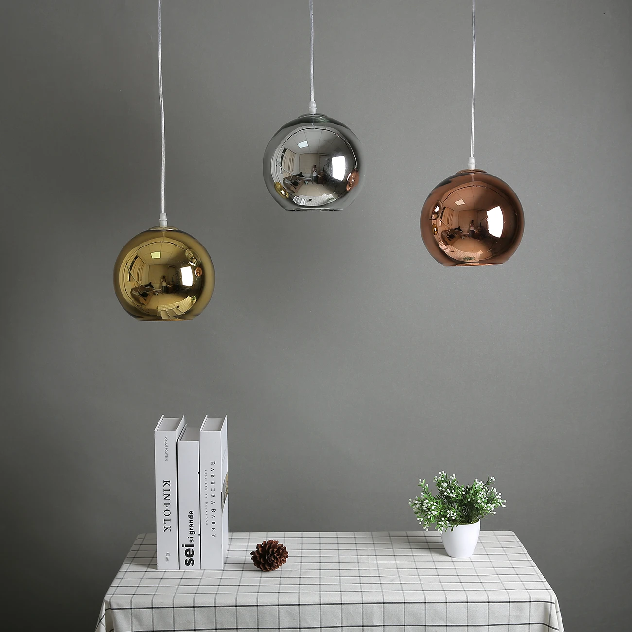 Modern Electroplated Golden Ball Pendant Lights Glass LED Hanglamp Kitchen Hanging Light Living Room Cafe Luminaries