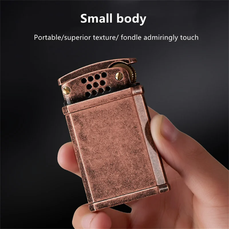 Classic Retro Copper Shell Kerosene Lighter Copper Flower Texture Metal Grinding Wheel Lighter Men\'s Smoking Gift