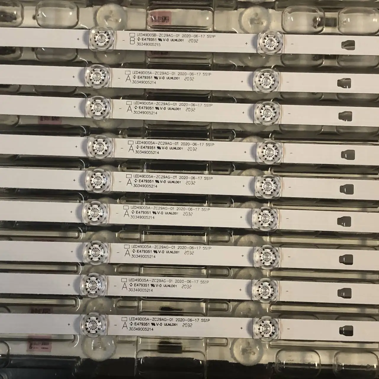 9 قطعة LED قطاع LED49D05A-ZC29AG-01 LED49D05B-ZC29AG-01 ل LS50M31G LS50A51 LU50C51 LU50J51 LT-49MA875 V500DJ6-QE1 4T-C50AHMA