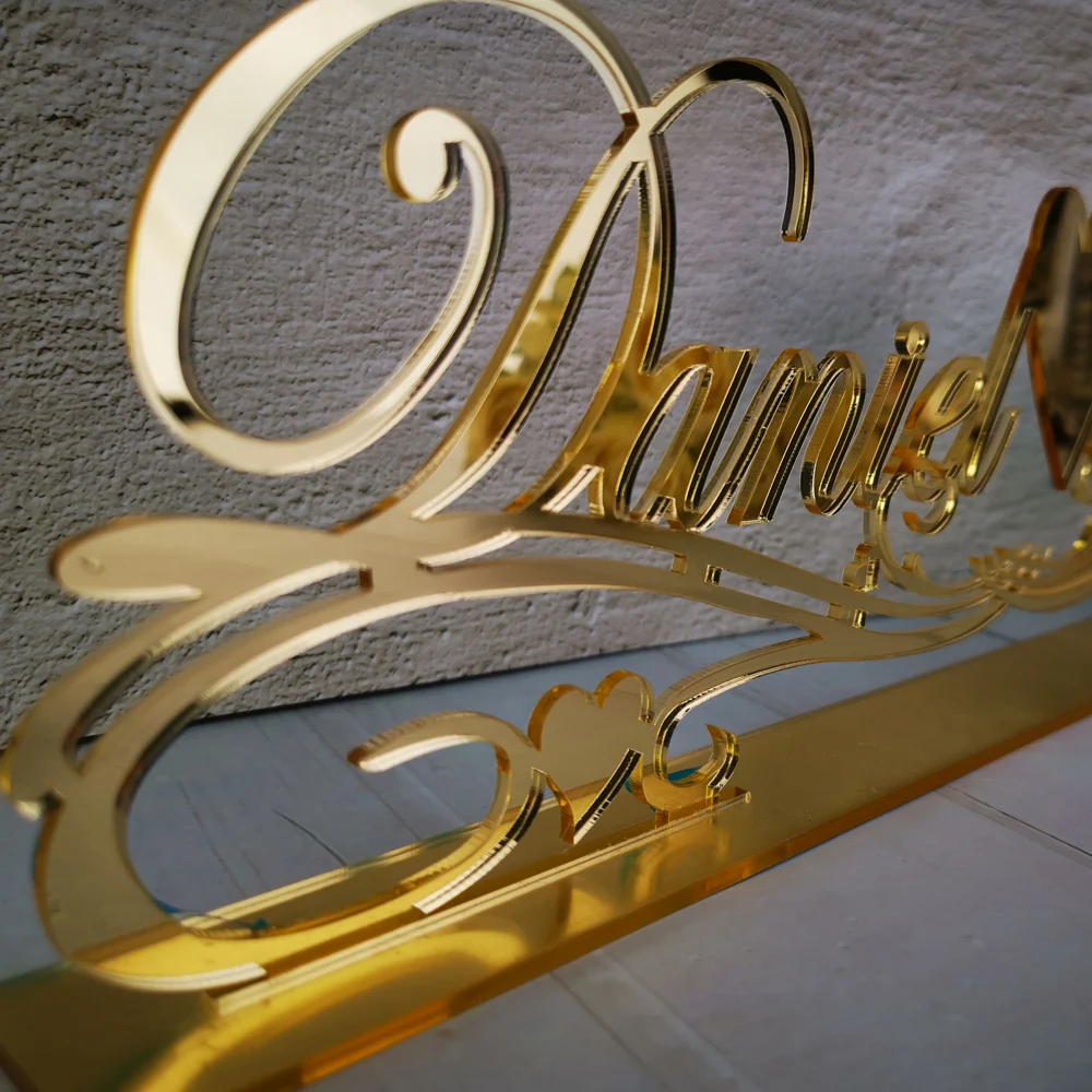 Custom wedding table centrepieces sign Personalized Mirror Rose Gold Silver Name for Table Decor Acrylic Tableshow Wedding Decor