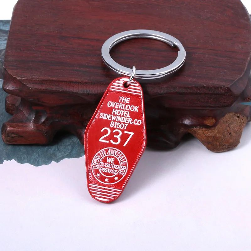 Classic TV Twin Peaks KeyChain The Overlook Hotel 237 Logo Hotel Room Motel Metal Key Chain Men Accessories Llavero Gift