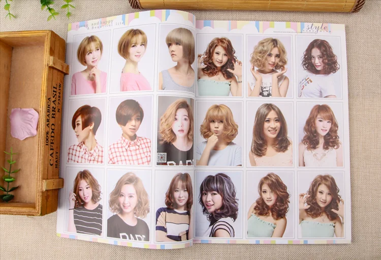 Wanita Nyonya Gaya Rambut Buku Teks Rambut Panjang Rambut Pendek Rambut Pir Perm Rambut Pewarna Rambut Model Asia Foto Tren Penata Rambut Buku Majalah