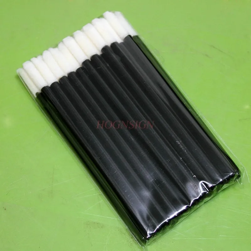 100 sztuk jednorazowy pędzel do ust błyszczyk szminka pędzel do szminki Mini przenośne narzędzie do usuwania glazury korektor w sztyfcie sprzedaż