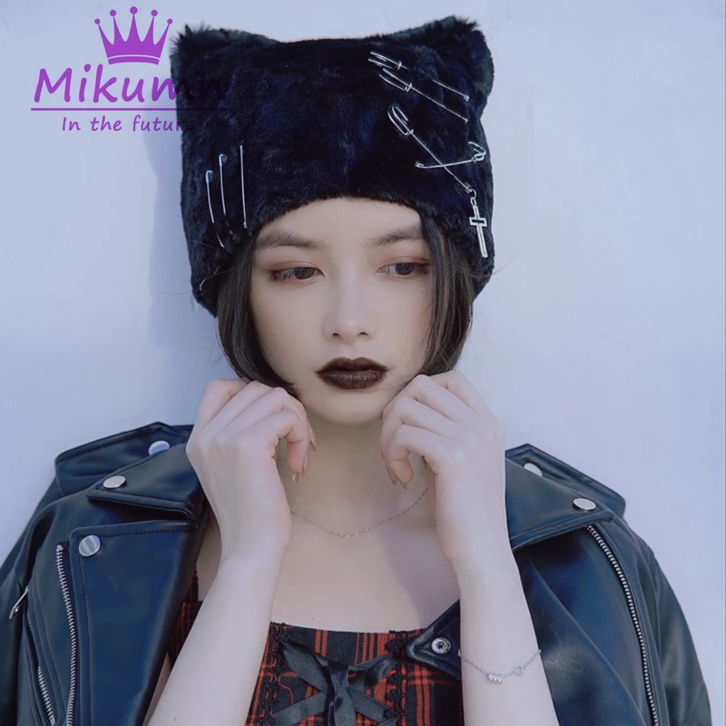 Harajuku Punk Gothic Cross Pin Cat Ears Plush Black Berets Autumn Winter Warm Bucket Hat Women Girls Chic Streetwear