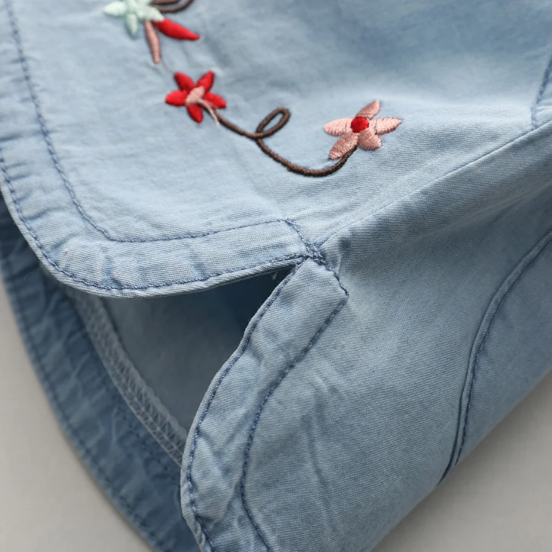 2025 الصيف عادية 2 3 4 سنوات 90-110 سنتيمتر طفل الأطفال الأزرق التطريز الأزهار القطن جيب الدنيم السراويل للأطفال الصغار الفتيات #3