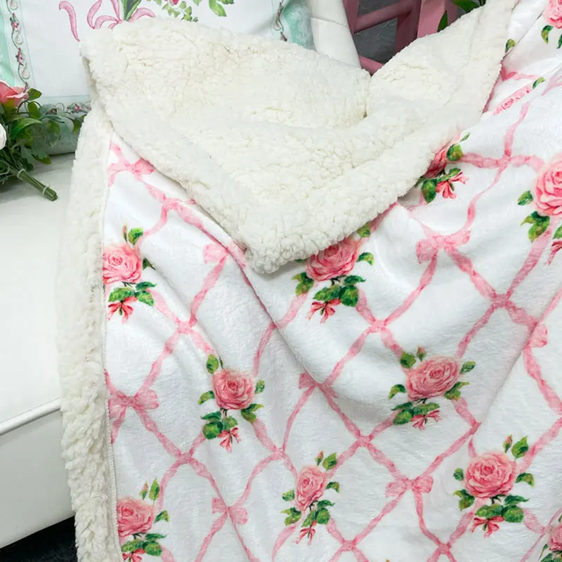 Autumn Winter Single Blanket Fleece Thick Warm Quilt Office Nap Blankets French Classic Printing Velvet Blanket Home Bedding