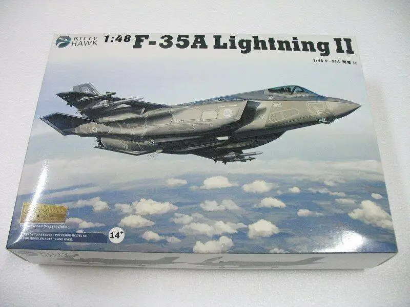 

Kitty Hawk 80103 1/48 F-35A Lightning II Assembly model NEW